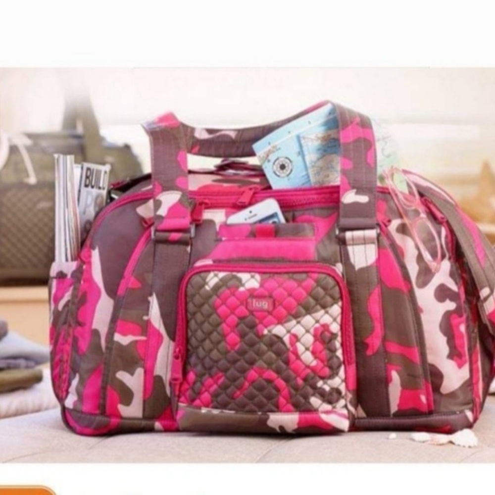 LUG Propeller pink  camo rfid overnight bag